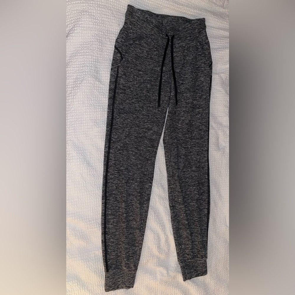 Lululemon Ready to Rulu Jogger Size 2